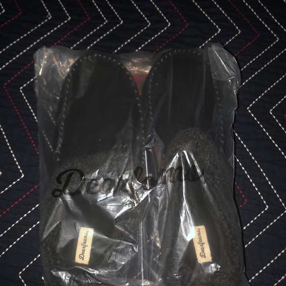 Size15/16 dearfoam slippers - Picture 1 of 1